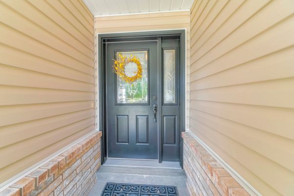 Siding Panel Repair in Lakeville